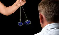 هیپنوتیزم دقیقاً با آدم چه کار می‌کند؟