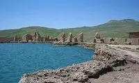 تخت سلیمان، زندان دیوها و اجنه
