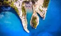 عکس روز نشنال جئوگرافیک؛ ساحل جزیره یونانی