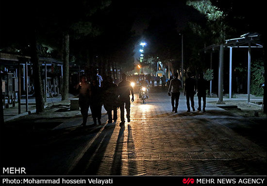 تصاویری از احیای شب نوزدهم رمضان در تهران