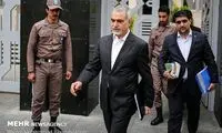 مقام قضایی: حسین فریدون در زندان است