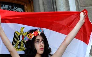 برهنگی دختر جنجالی مصر، دردسرساز شد