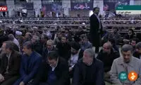 احمدی‌نژاد در صف اول نمازجمعه امروز تهران