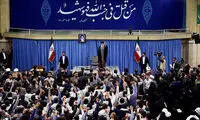دیدار خانواده‌های شهدای منا با رهبر انقلاب