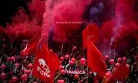 تیکه سنگین هواداران تراکتور به استقلالی‌ها