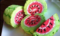 طرز تهیه رولت هندوانه ای
