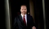 مشاور سابق ترامپ به جریمه و زندان محکوم شد