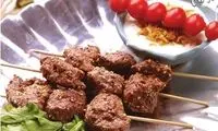 کباب لاری با ماست و پیاز سرخ شده