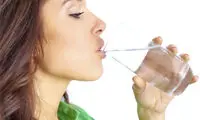 برای بهبود گوارش خود، آب گرم بنوشید