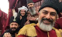 تیپ قاجاری مهدی پاکدل، رادان و ستاره پسیانی