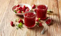 طرز تهیه‌ی مربای توت‌فرنگی؛ عطر و بویی که در خانه می‌پیچد