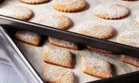 طرز تهیه بیسکویت زنجبیلی