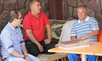 هویت سرخ، مستند پیشکسوتان سرخ‌پوش