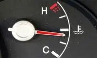 ۱۰ عادت بد رانندگی که به خودرو آسیب می‌زند
