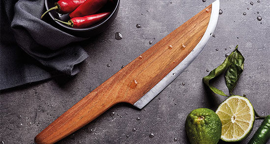 چاقوی چوبی که تنها با آب گرم تمیز می‌شود