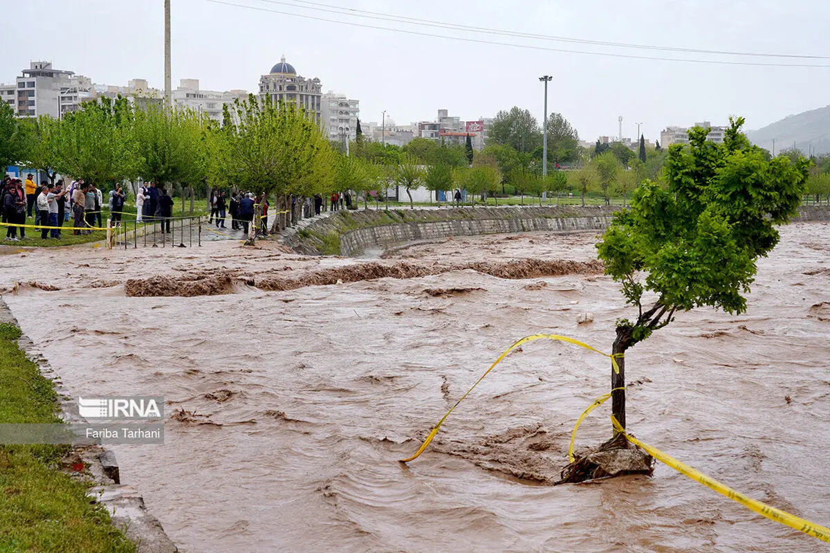 هواشناسی برای مناطق هشدار سیل و طوفان داد