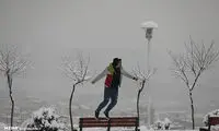 شادی و نشاط در یک روز برفیِ پایتخت