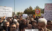 تجمع کارگران مقابل مجلس