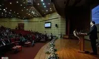 عکس: تجلیل از آقای وزیر با کمربند مشکی!