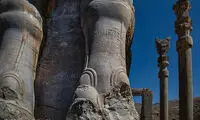 تیشه بی‌فرهنگی بر ریشه تاریخ