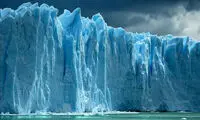 روسیه کوه یخ یک میلیون تنی را جا به جا کرد