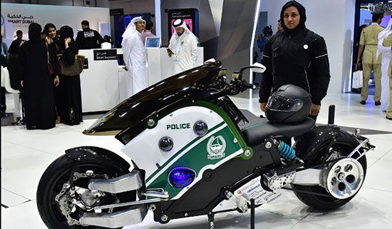 موتور پرنده؛ تجهیزات جدید ناوگان پلیس در شهر دبی