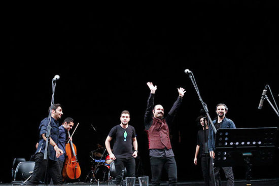 گروه «دنگ شو» در کانادا کنسرت می‌دهد