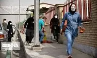 زنان داوطلب در صف یادگیری آتش‌نشانی