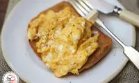 طرز تهیه یک نیمروی ساده برای صبحانه
