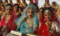 تاجر الماس ۲۵۱ زوج را راهی خانه بخت کرد