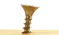 چرا پیچ درجهت عقربه ساعت بسته می‌شود؟
