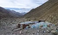 داستان عجیب یک زیارتگاه با انبوهی از آب معدنی