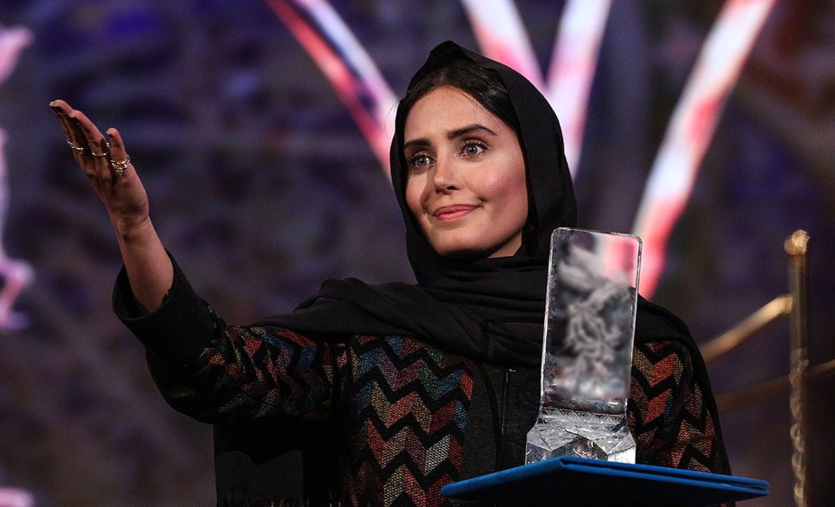   استوری معناداری که الناز شاکردوست منتشر کرد 