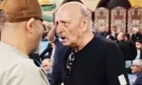 اصغر سمسارزاده و مهران غفوریان در مراسم یادبود اکبر عبدی