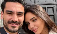 تصویری از استایل خیابانی و جذاب همسر ستاره بارسلونا