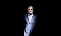 بوسه قالیباف بر چادر مادر شهید خورشیدی
