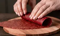طرز تهیه خوشمزه‌ترین لواشک توت فرنگی