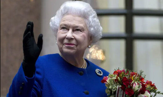 یک دقیقه با ملکه الیزابت از کودکی تا مرگ