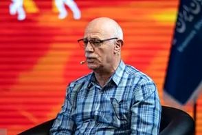 دیدار کریسمسی مدیران استقلال با پیشکسوت ارمنی