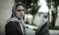 مادر آوایِ سریال «شغال» با تیپی شیک و خانومانه