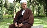 عکس متفاوت هاشمی رفسنجانی در حال پریدن از رودخانه