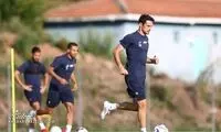  مدافع پرسپولیس قهرمانیِ حریف بی‌اخلاق زارع را تبریک گفت