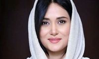 ذوق زدگی خانم بازیگر هنگام رانندگی با کامیون