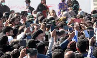 آقای رئیسی! جلوی شعاردهندگان بی‌درد بایستید»