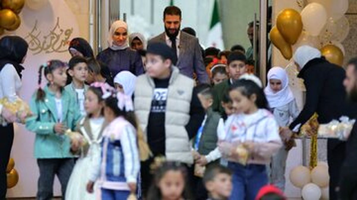 تصاویری از جولانی و همسرش در جشن عید فطر