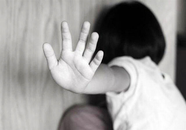شکنجه هولناک دختر ۴ ساله به دست مادر سنگدل