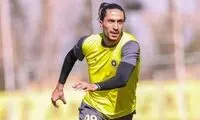 شعار پرسپولیسی‌ها علیه دو استقلالی در آزادی