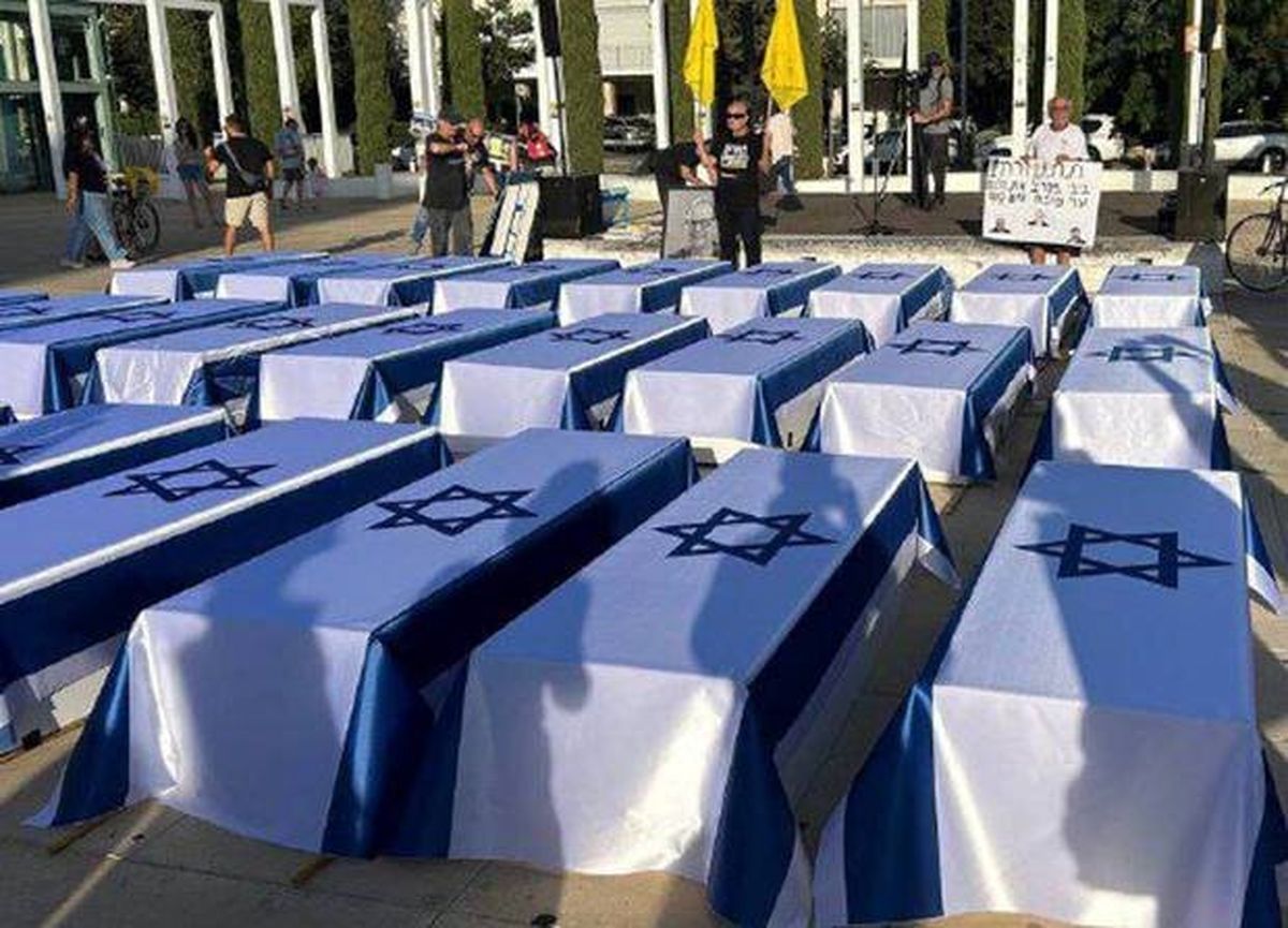 تصاویری از تابوت سربازان اسرائیلی در تهران