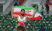 صدای کشتی‌گیران درآمد؛ به ما هم حواله خودرو بدهید!