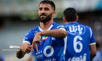 مهرداد محمدی خودش را به پرسپولیس پیشنهاد داد